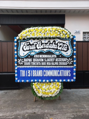 Papan Bunga Duka di Batang Kapas